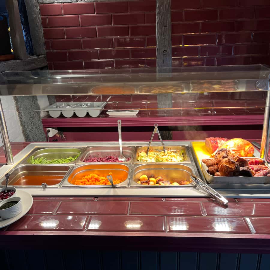 Enjoy a Sunday Carvery near Ashford at The Royal Oak, Mersham. Serving until 7pm.